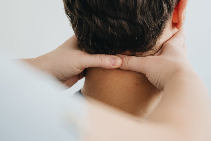 Hoe chiropractie kan bijdragen aan meer bewegingsvrijheid in het dagelijks leven