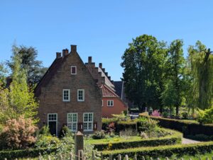 Eigenschappen en voordelen van gebakken klinkers in de tuin