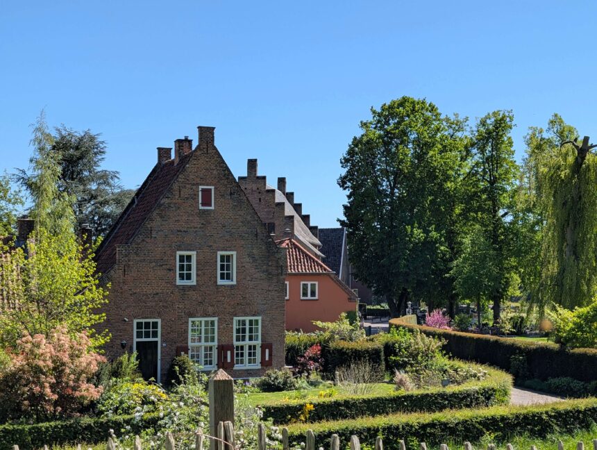 Eigenschappen en voordelen van gebakken klinkers in de tuin