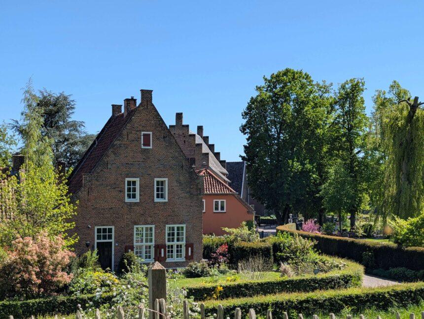Eigenschappen en voordelen van gebakken klinkers in de tuin